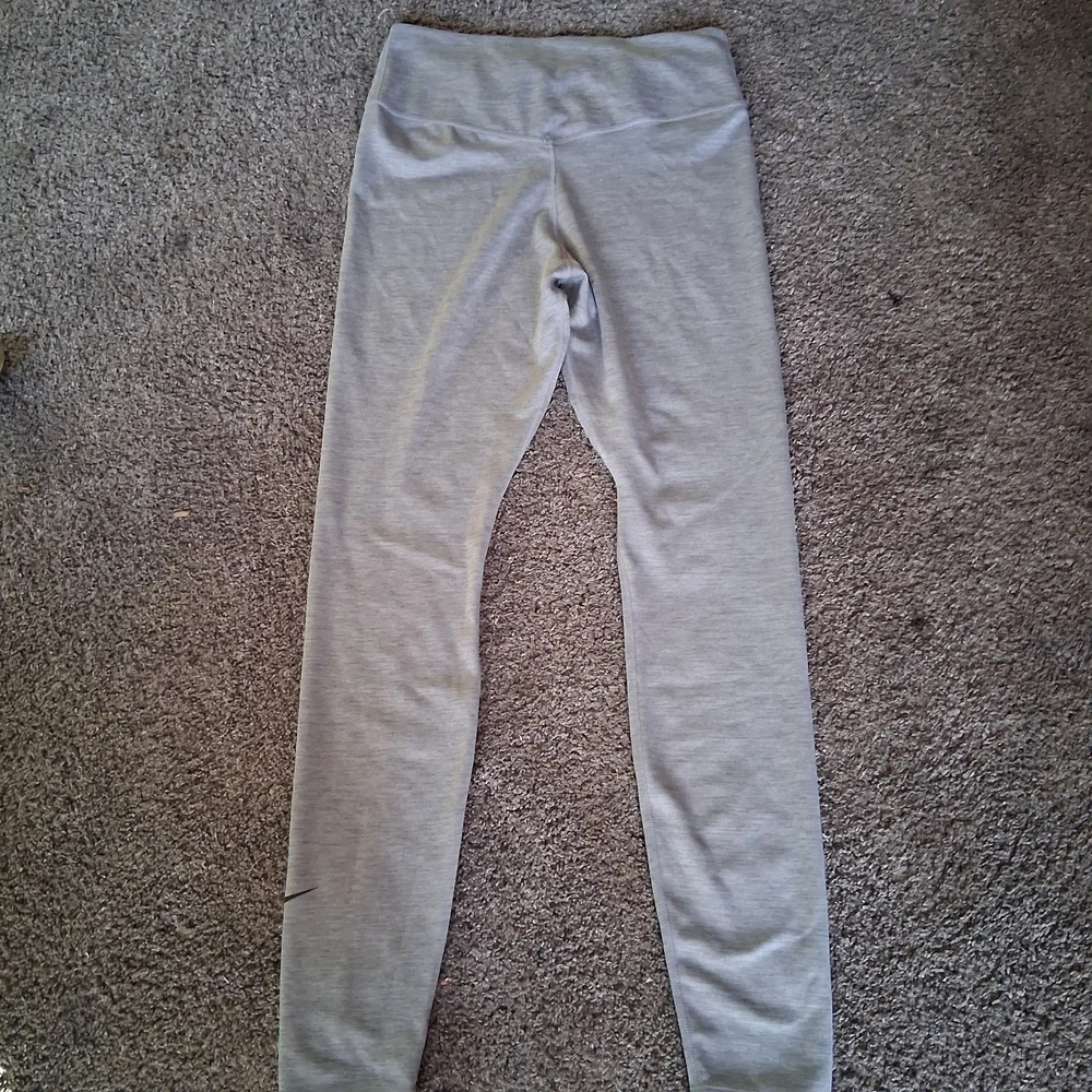 Nike Light Gray Women's Leggings